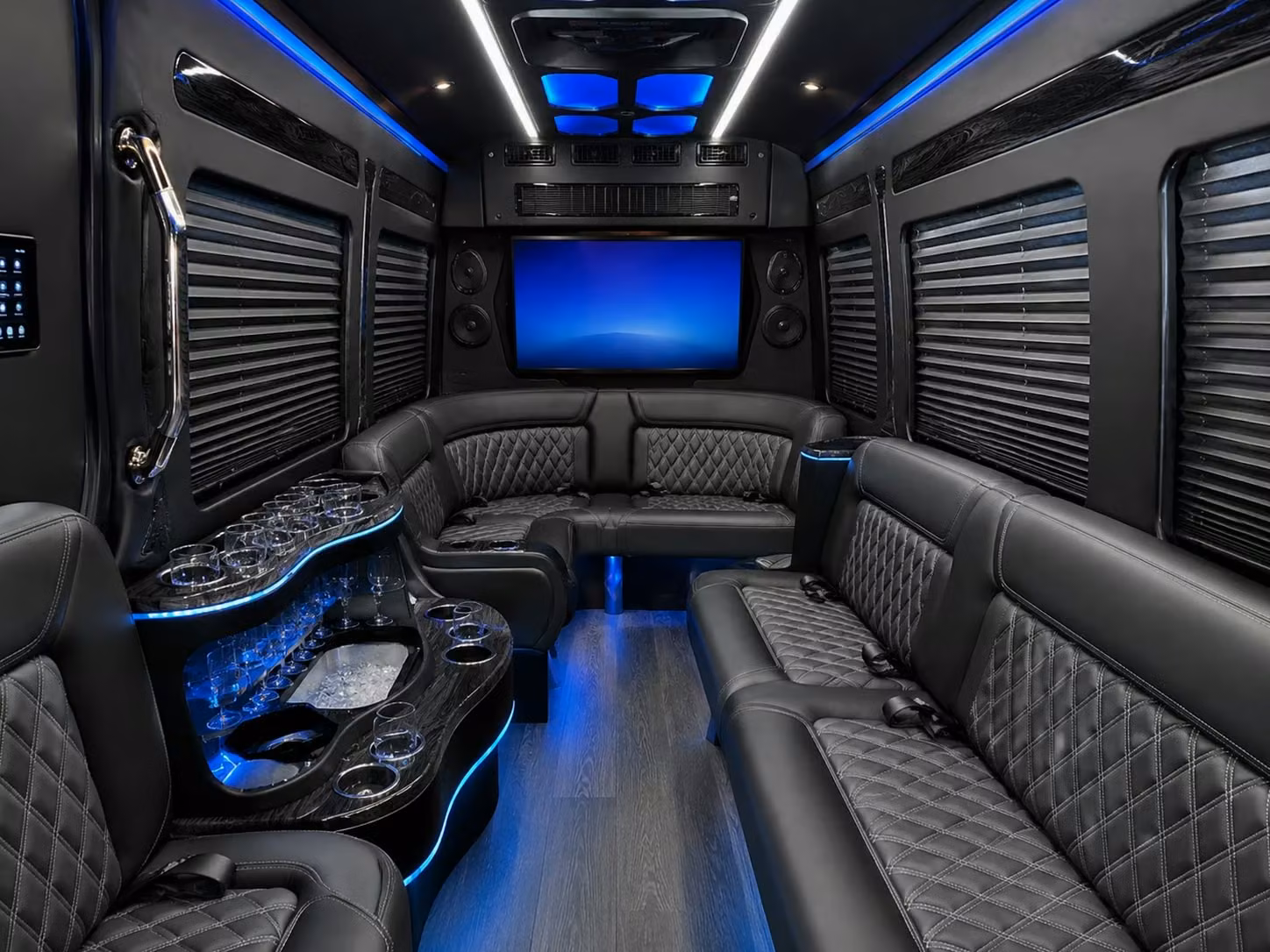 sports team and corporate outing transportation in grand prairie